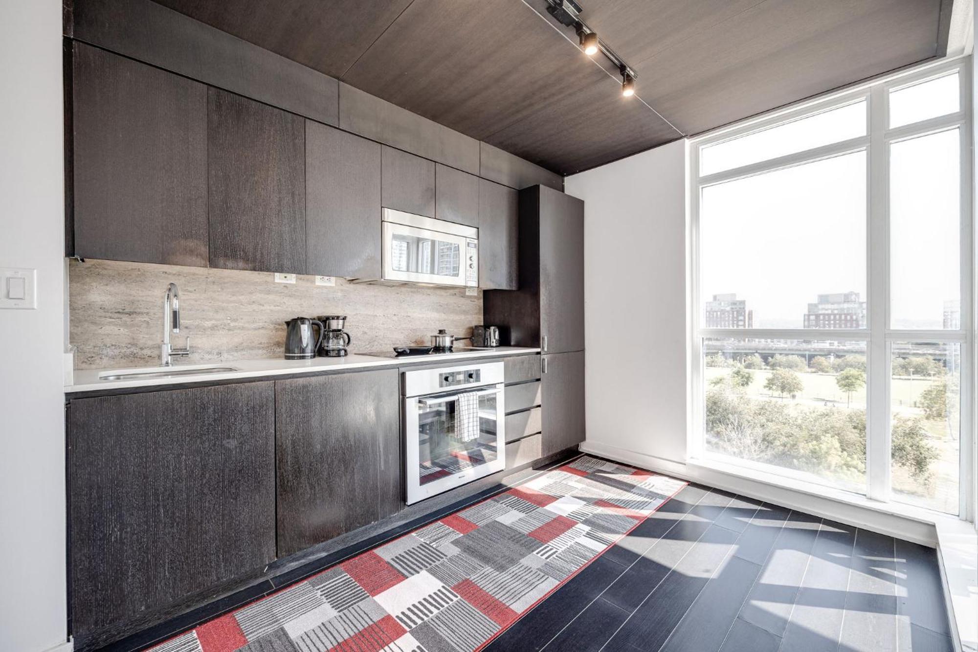 3Bdrm Lake View Condo In Toronto Exterior foto